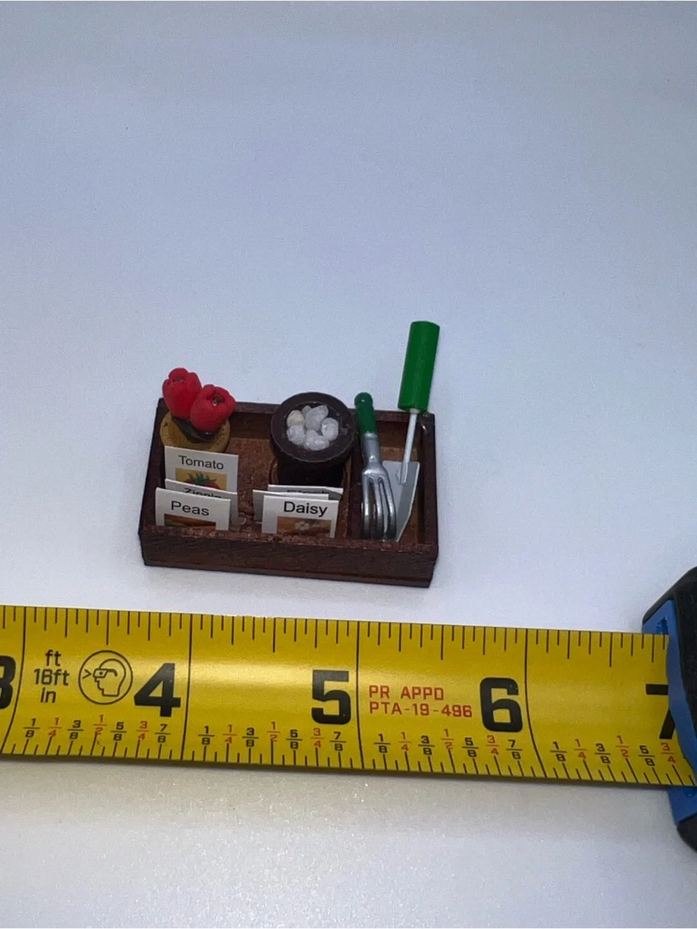 Mini Garden Tool and Seed Organizer - Green Handles